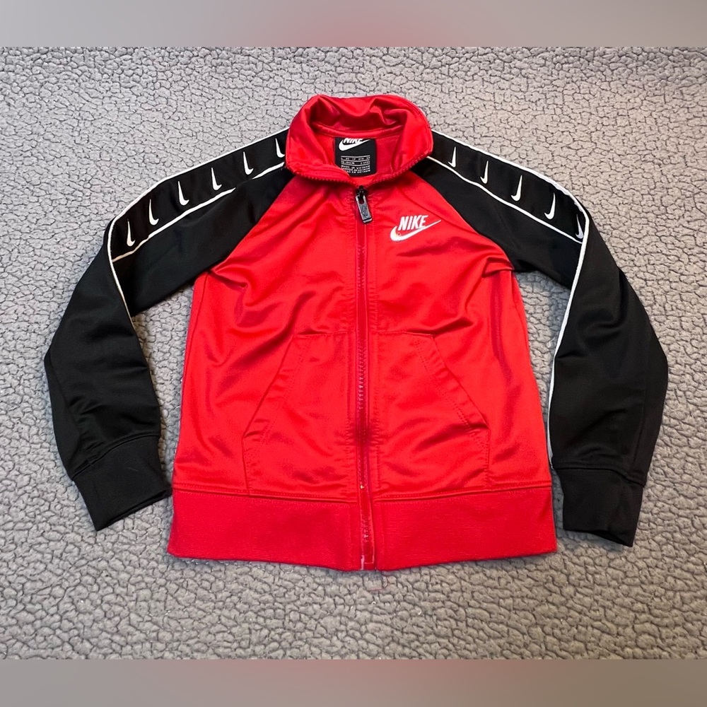 Nike Youth Training Full Zip Up Jacket‎ Boys Size 4 XS Red And Black